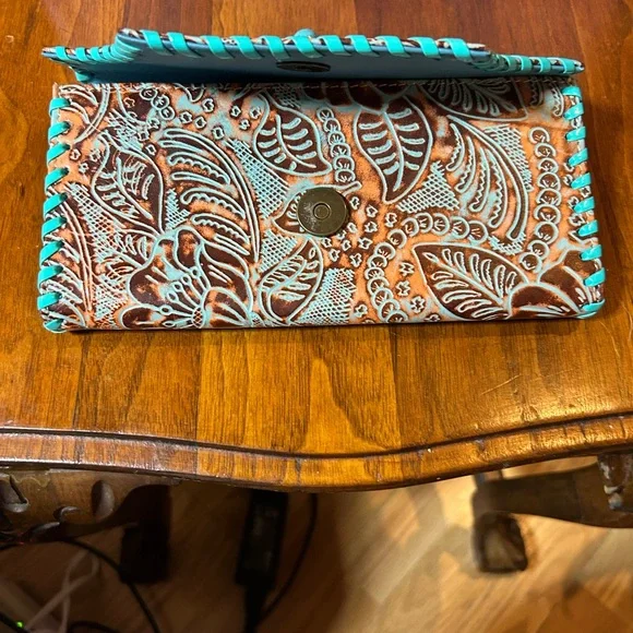 MYRA BAG Brown & Turquoise Floral Embossed Leather Wallet w/Turquoise Snap. NEW! - Picture 7 of 10